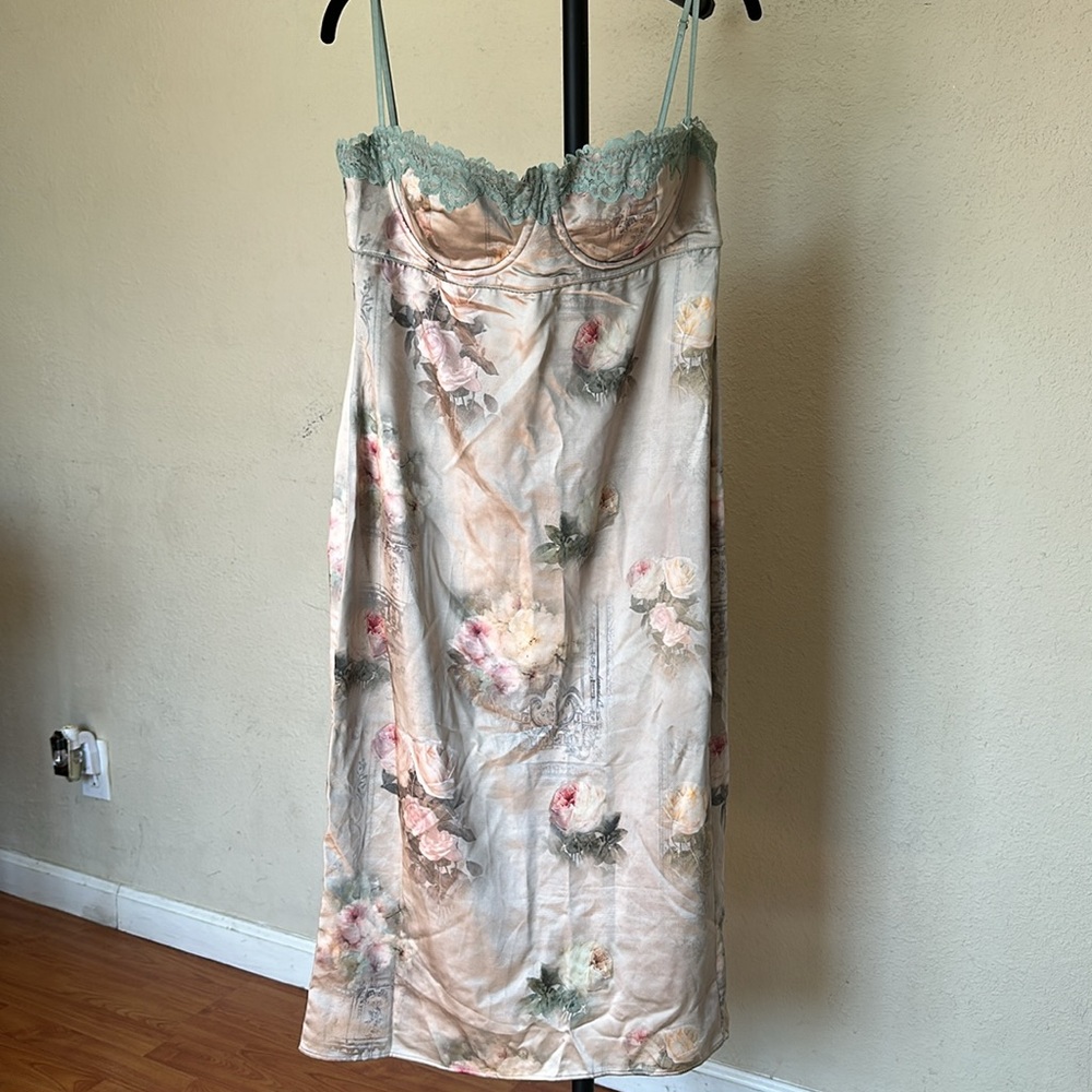 HOUSE OF CB 'Venus' Vintage Floral Midi Dress green corset style NWOT Sz XL A-C‎ - Picture 10 of 16